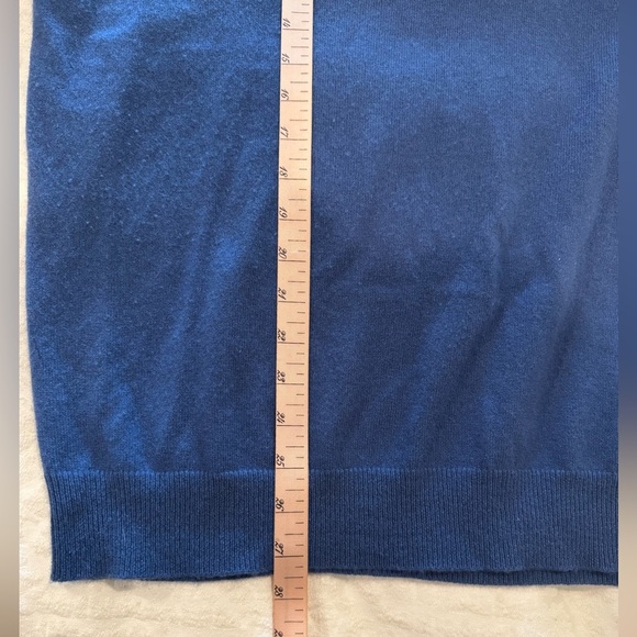 Saks Fifth Avenue Sweater Mens XL Blue 100% Cashmere V-Neck Pullover - Picture 5 of 6
